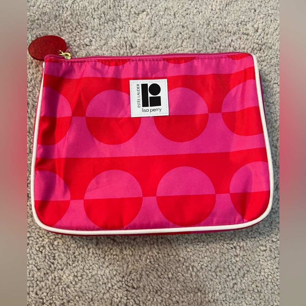 Estée Lauder makeup bag
